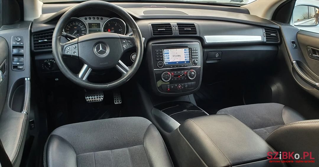 2006' Mercedes-Benz R-Class photo #4