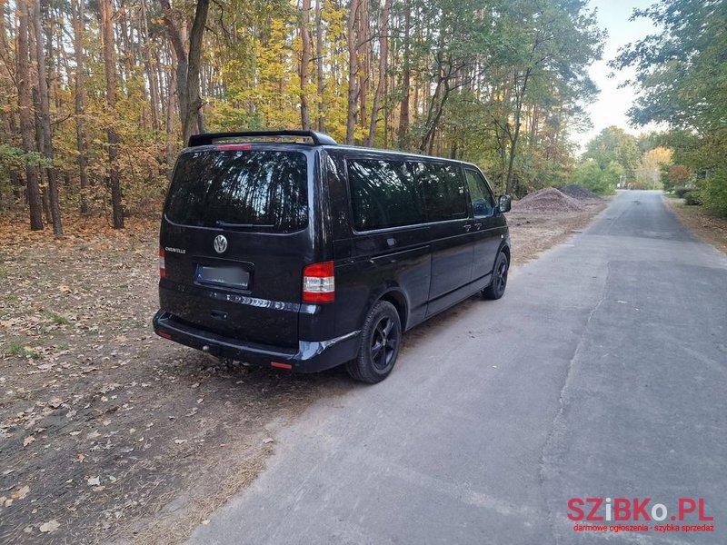 2007' Volkswagen Caravelle photo #6