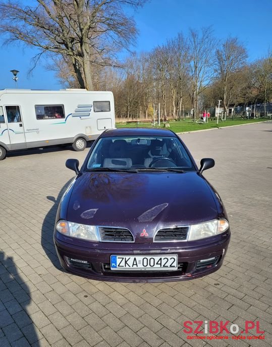 2001' Mitsubishi Carisma photo #5