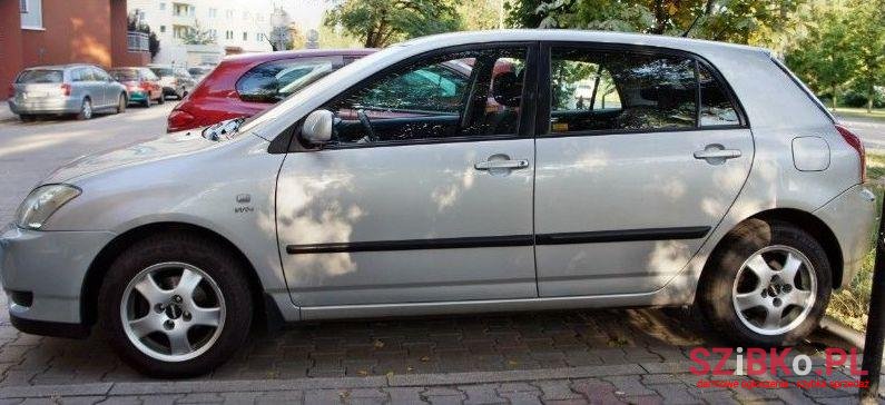 2003' Toyota Corolla photo #1