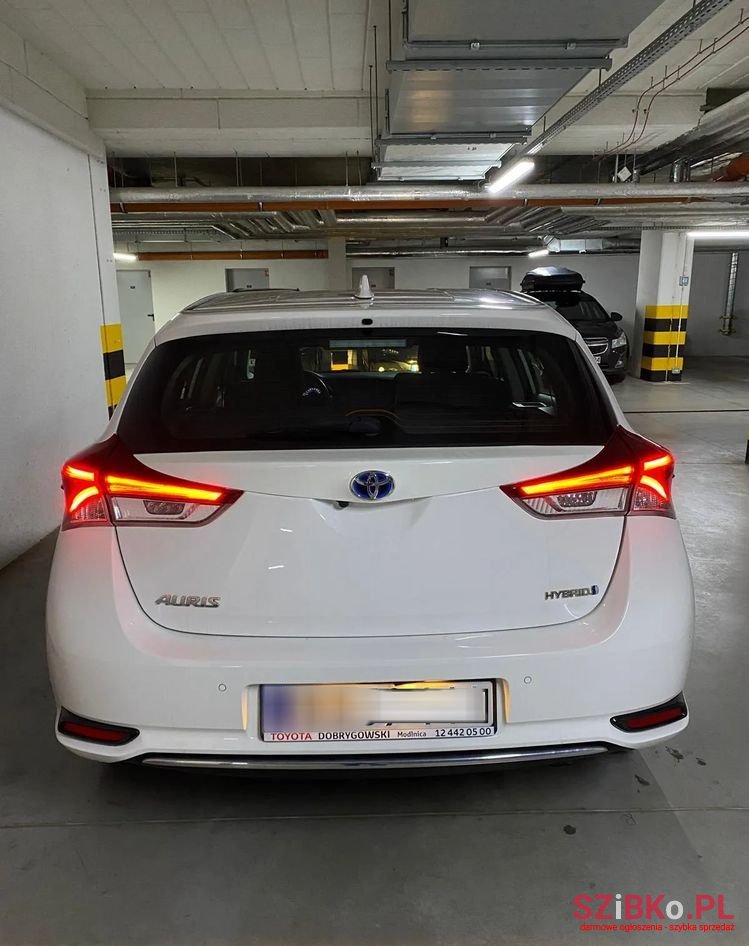 2018' Toyota Auris photo #2
