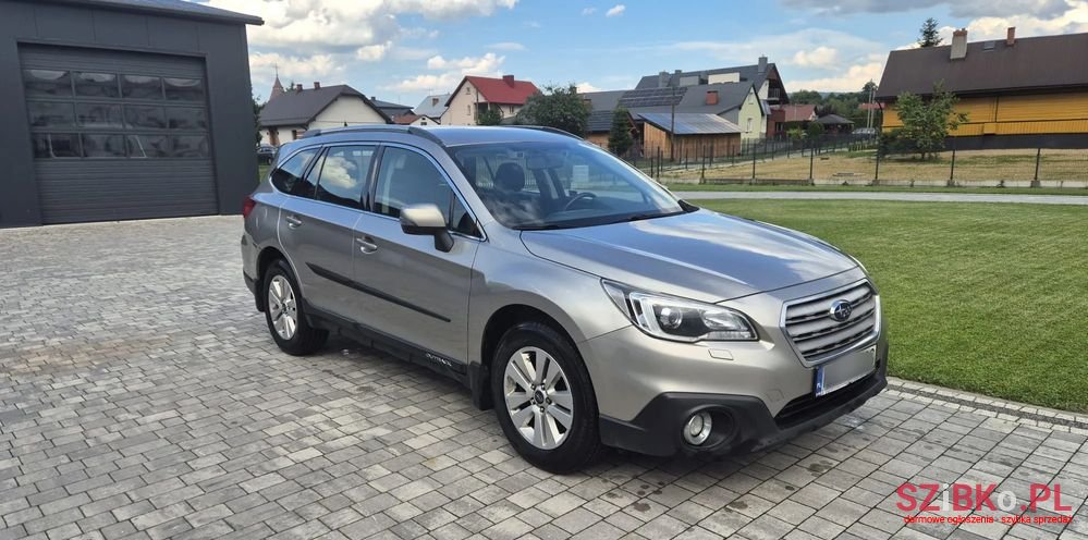 2015' Subaru Legacy photo #2