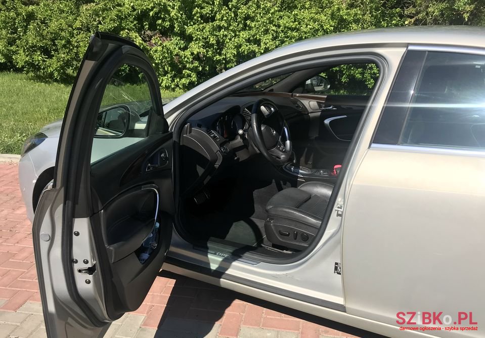 2012' Opel Insignia photo #3