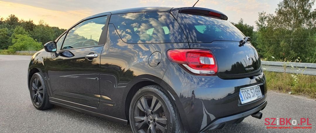 2011' Citroen DS3 photo #4
