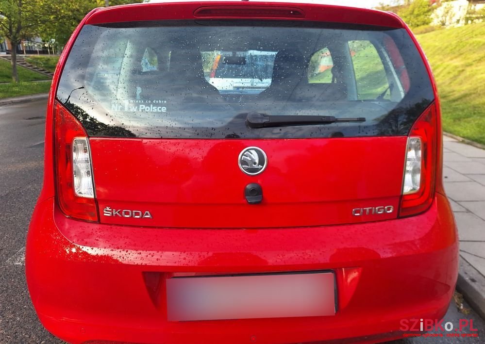 2012' Skoda Citigo 1.0 Style photo #2