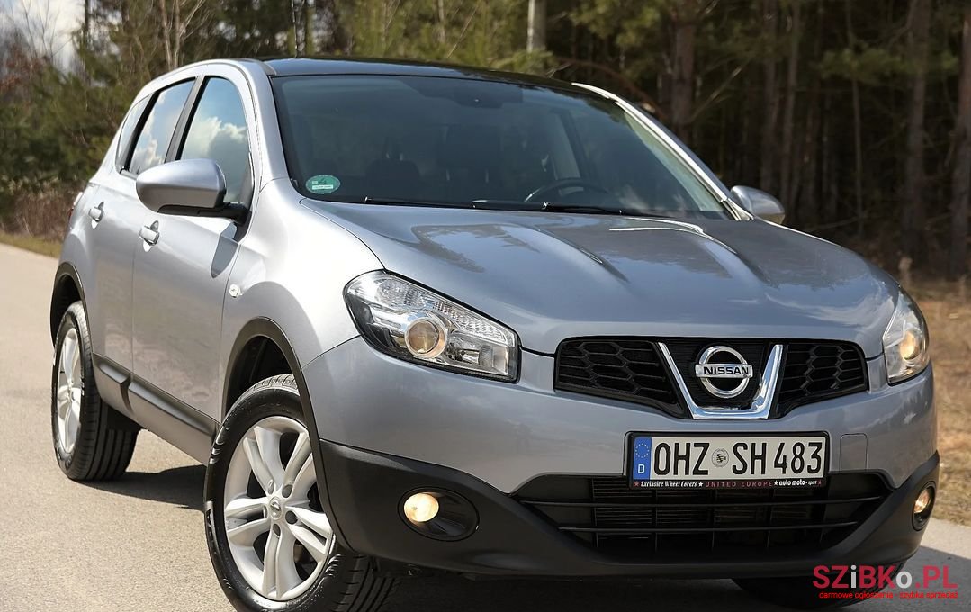 2012' Nissan Qashqai photo #2