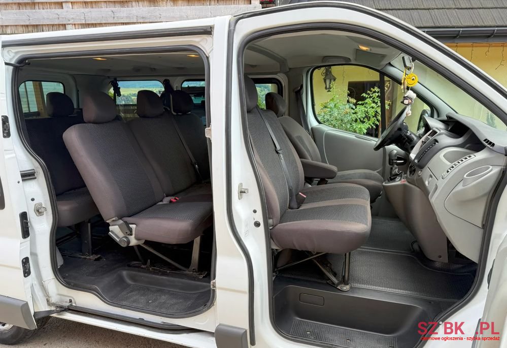 2010' Renault Trafic L2H1 Komfort photo #6