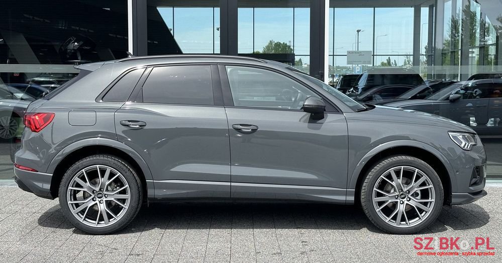 2024' Audi Q3 photo #3