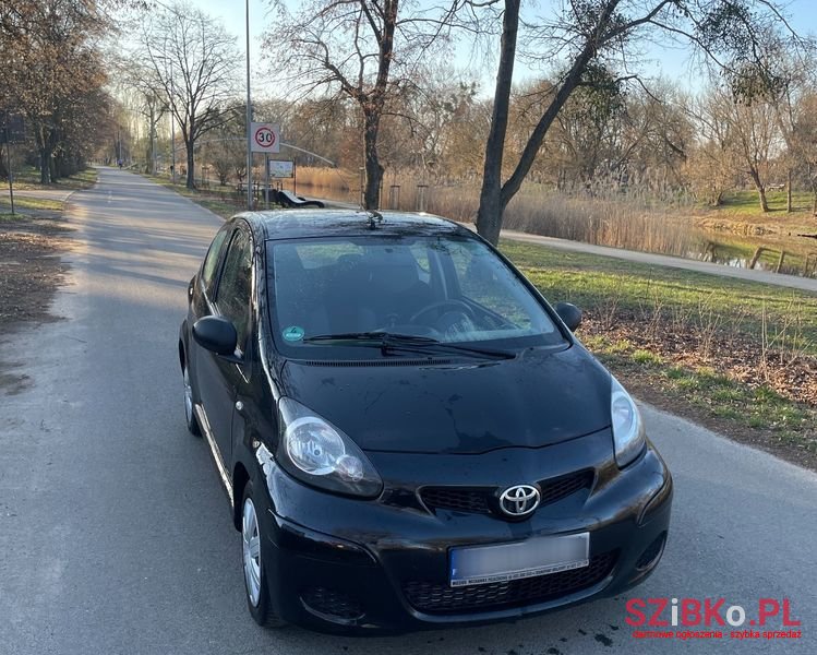 2012' Toyota Aygo 1.0 Vvt-I photo #1