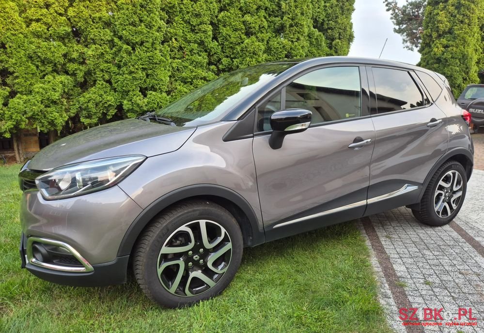 2015' Renault Captur photo #2