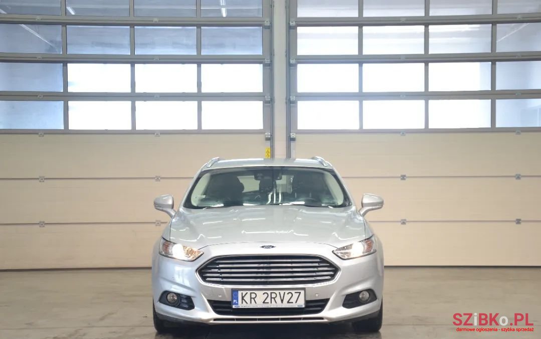 2015' Ford Mondeo photo #2