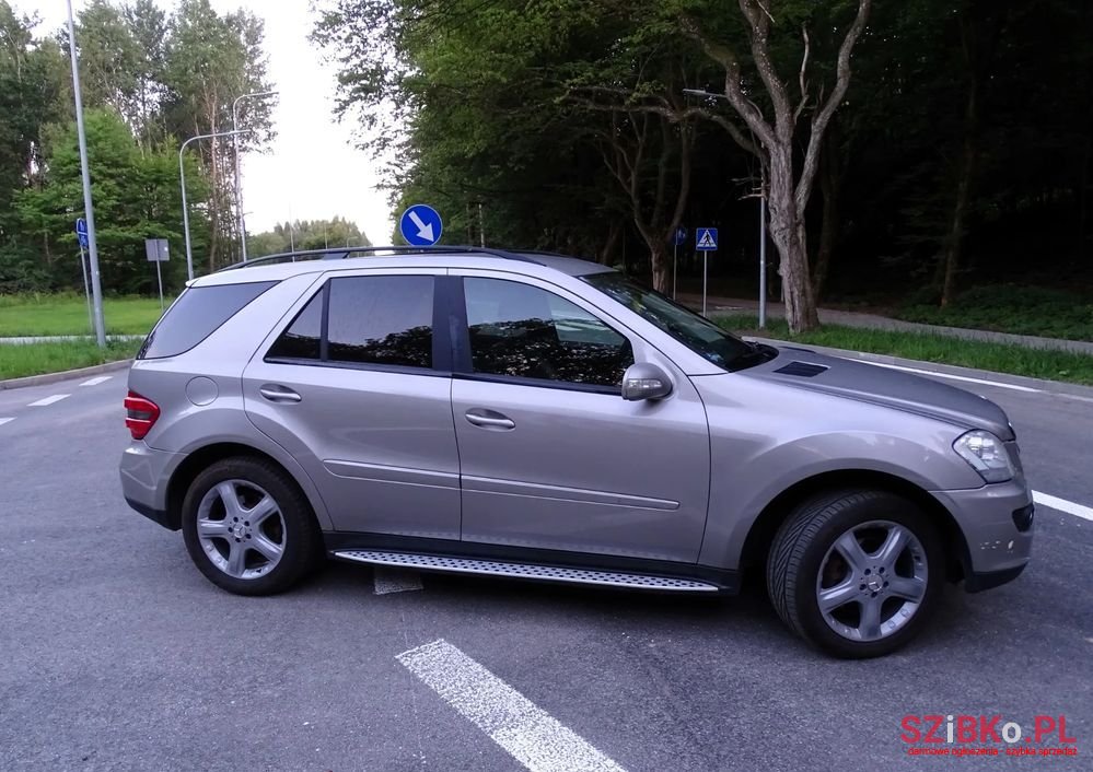2007' Mercedes-Benz Ml photo #4