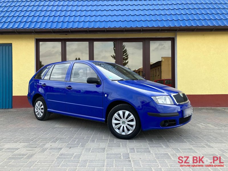 2006' Skoda Fabia photo #2