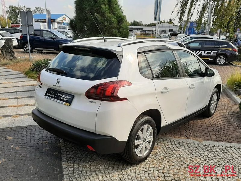 2016' Peugeot 2008 photo #5