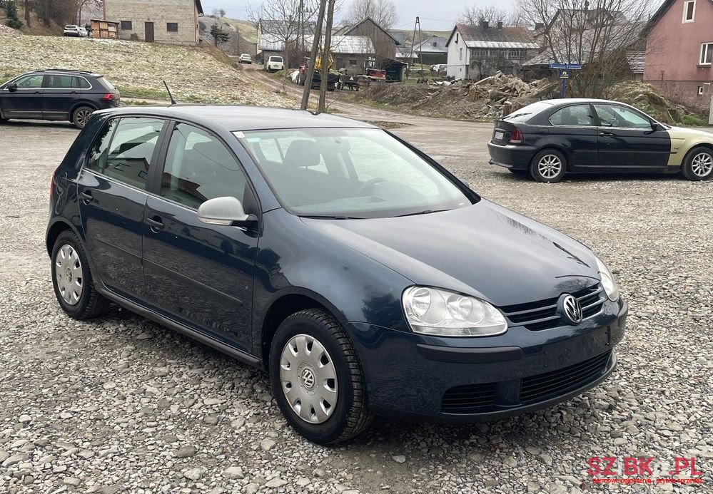 2006' Volkswagen Golf photo #2