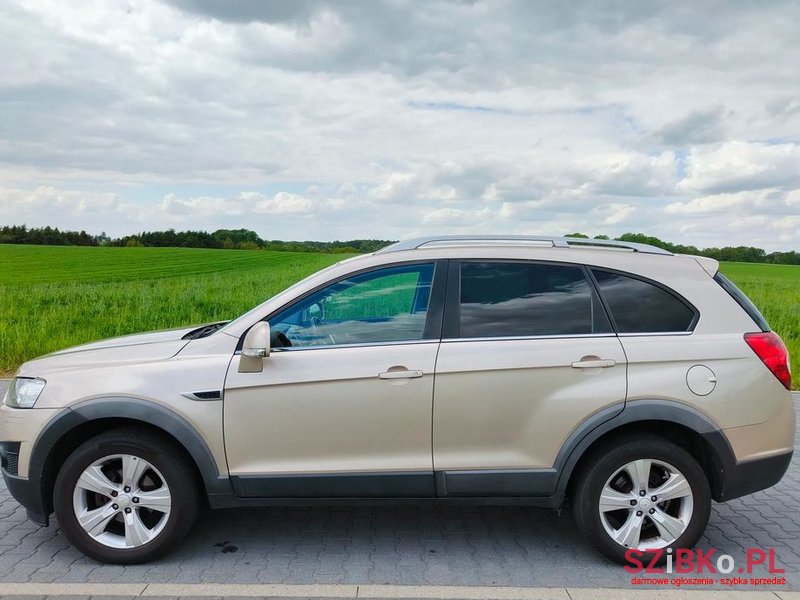 2011' Chevrolet Captiva 2.2 D Lt+ photo #6