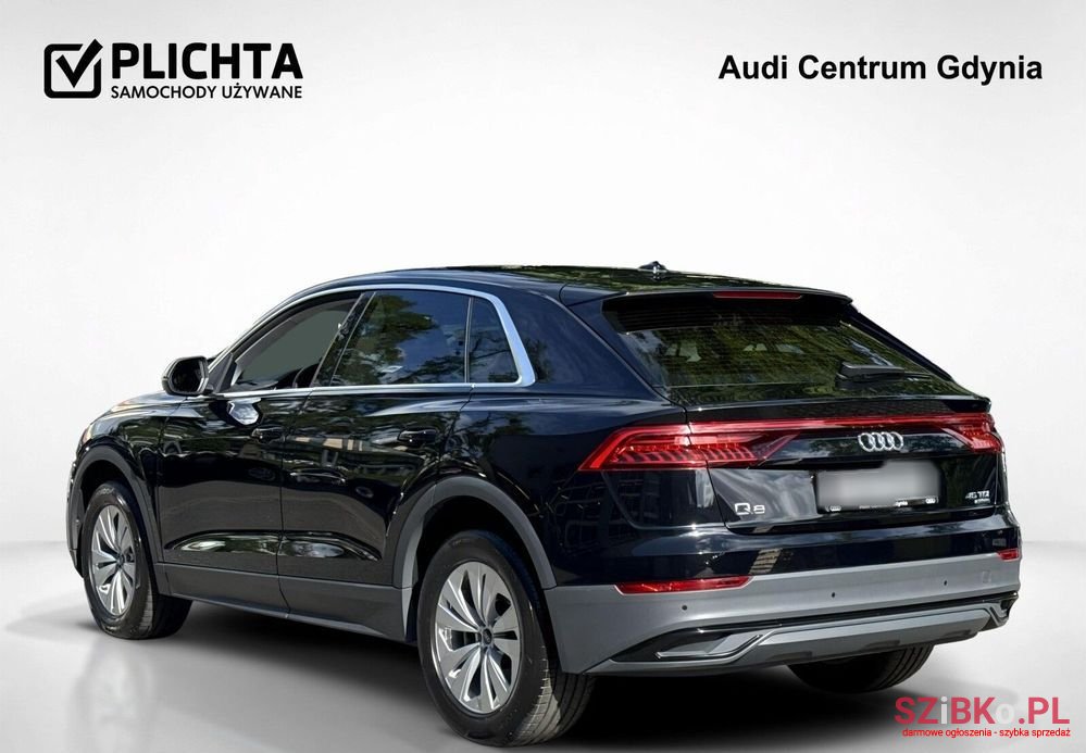2021' Audi Q8 photo #3