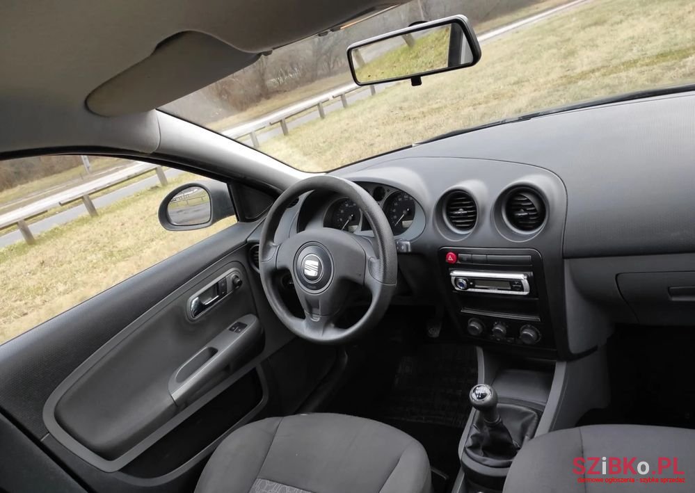 2007' SEAT Ibiza 1.4 16V Reference photo #5