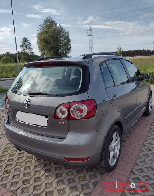 2009' Volkswagen Golf Plus photo #2