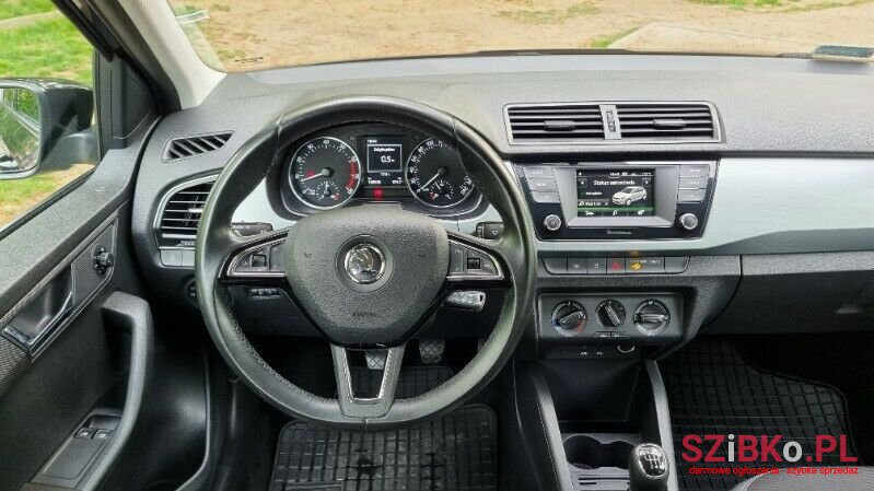 2016' Skoda Fabia photo #6