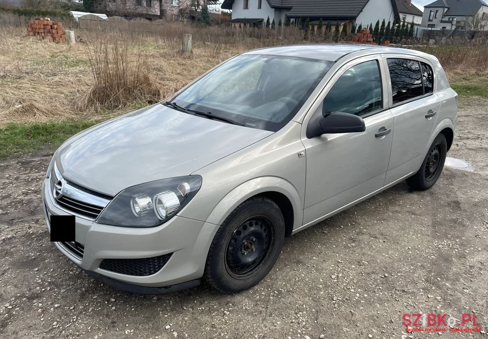 2009' Opel Astra Iii 1.4 photo #2