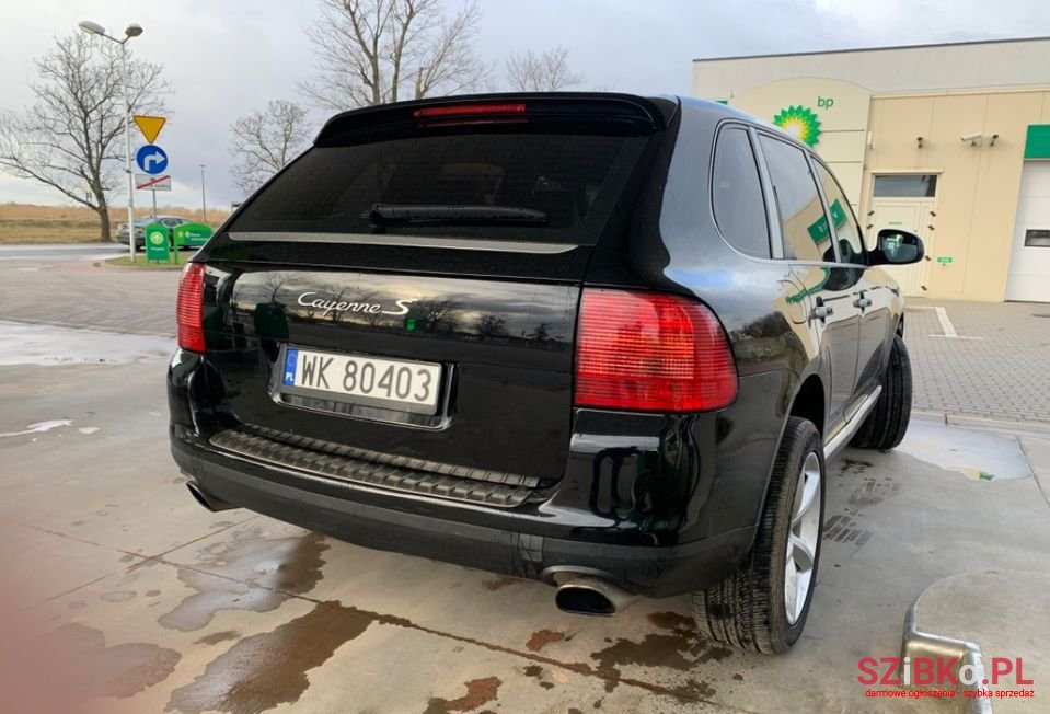 2003' Porsche Cayenne photo #5