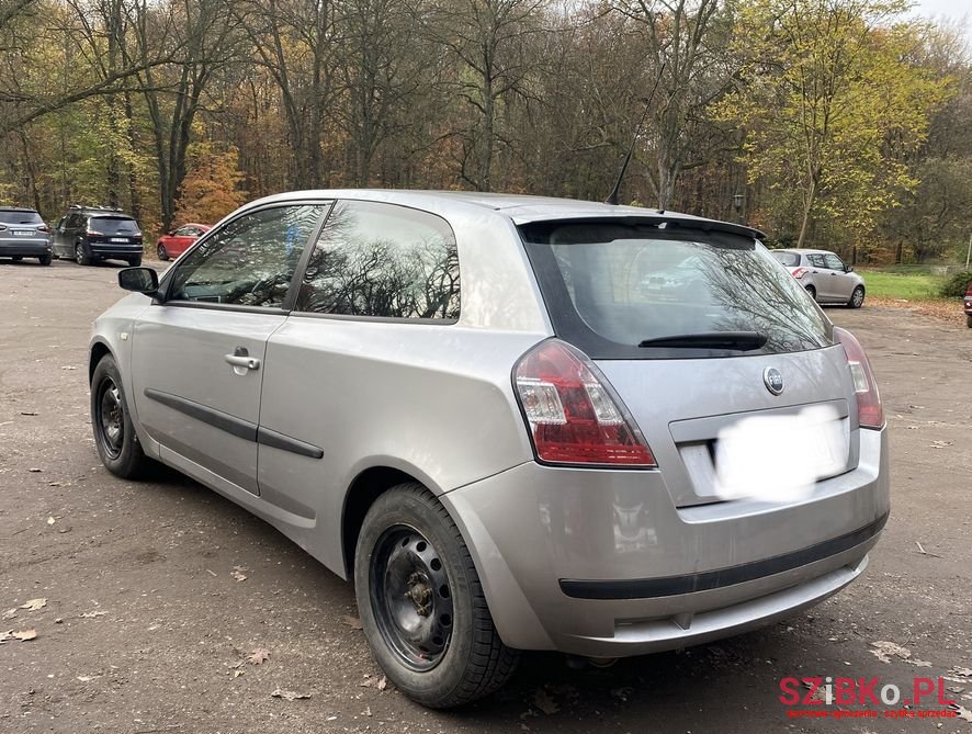 2005' Fiat Stilo photo #5