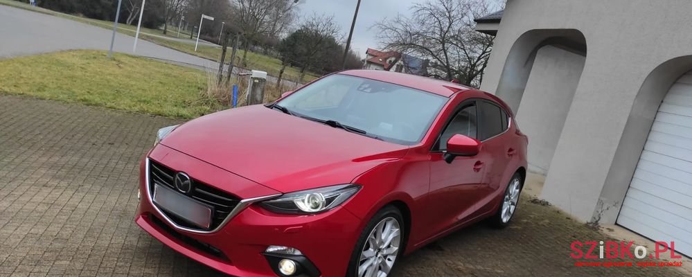 2015' Mazda 3 Skyactiv-D photo #1