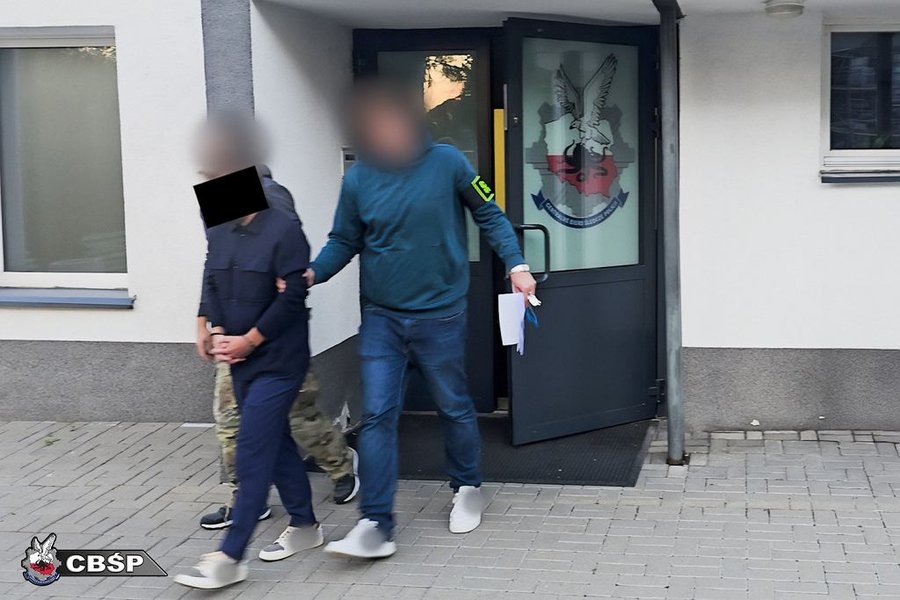 600 luksusowych aut zniknęło z salonów. W tle sankcje, Rosja, Białoruś i straty na 40 mln zł