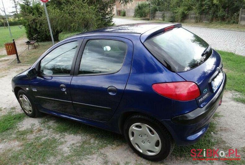 2002' Peugeot 206 photo #2