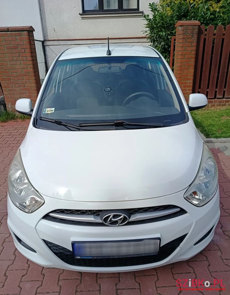 2011' Hyundai i10 photo #1