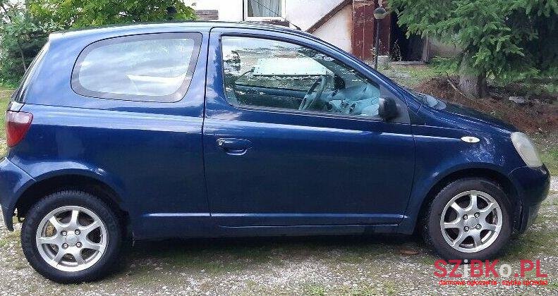 2000' Toyota Yaris photo #1