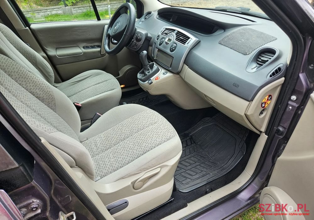 2006' Renault Scenic 1.6 Confort Expression photo #2