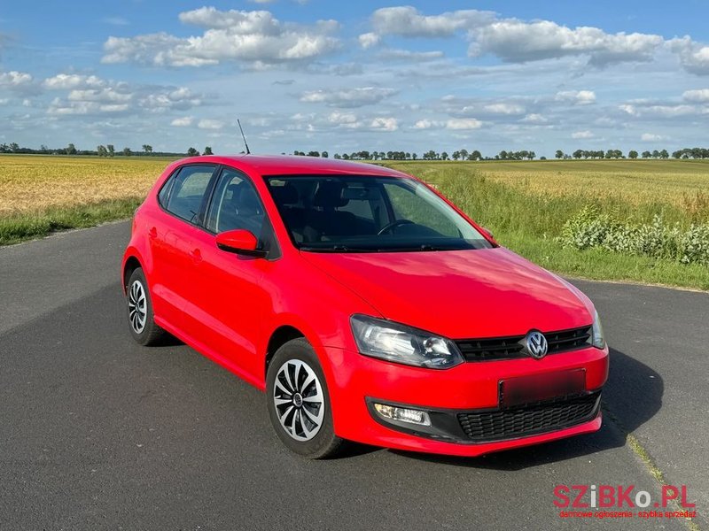 2011' Volkswagen Polo 1.4 16V Comfortline photo #1