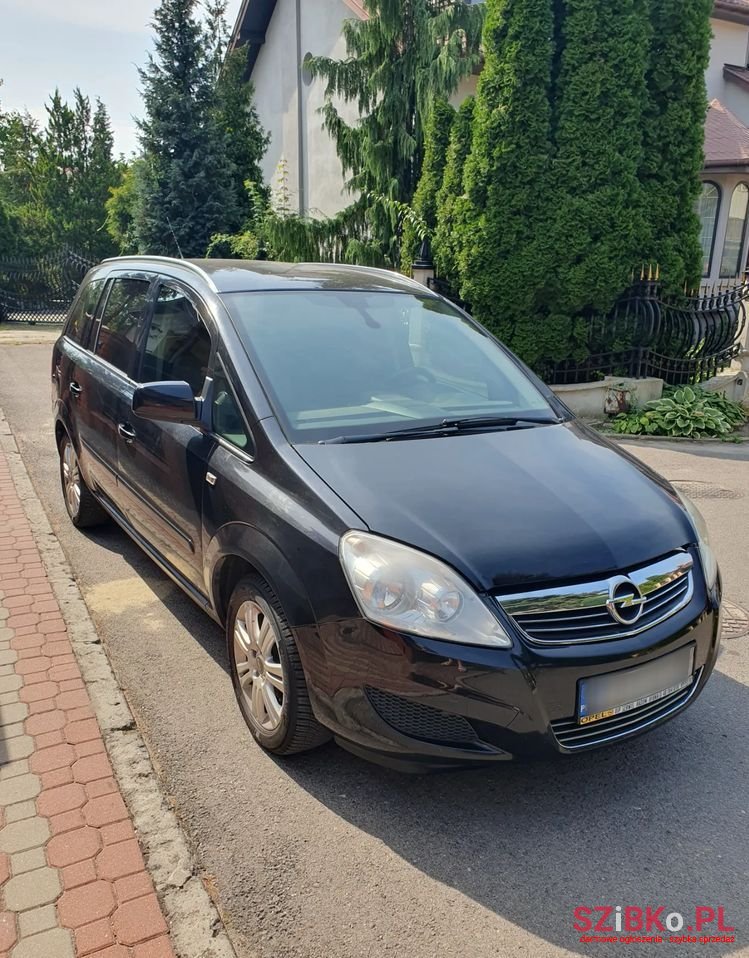 2009' Opel Zafira photo #2