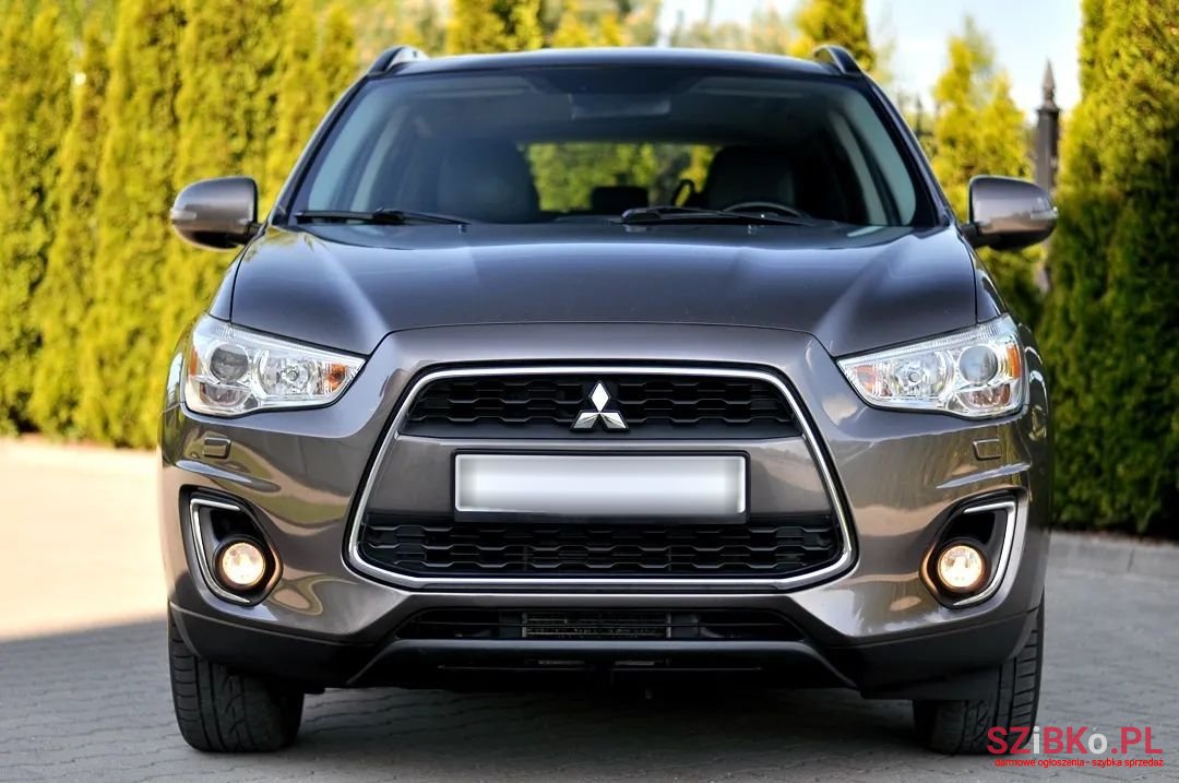 2014' Mitsubishi ASX photo #3