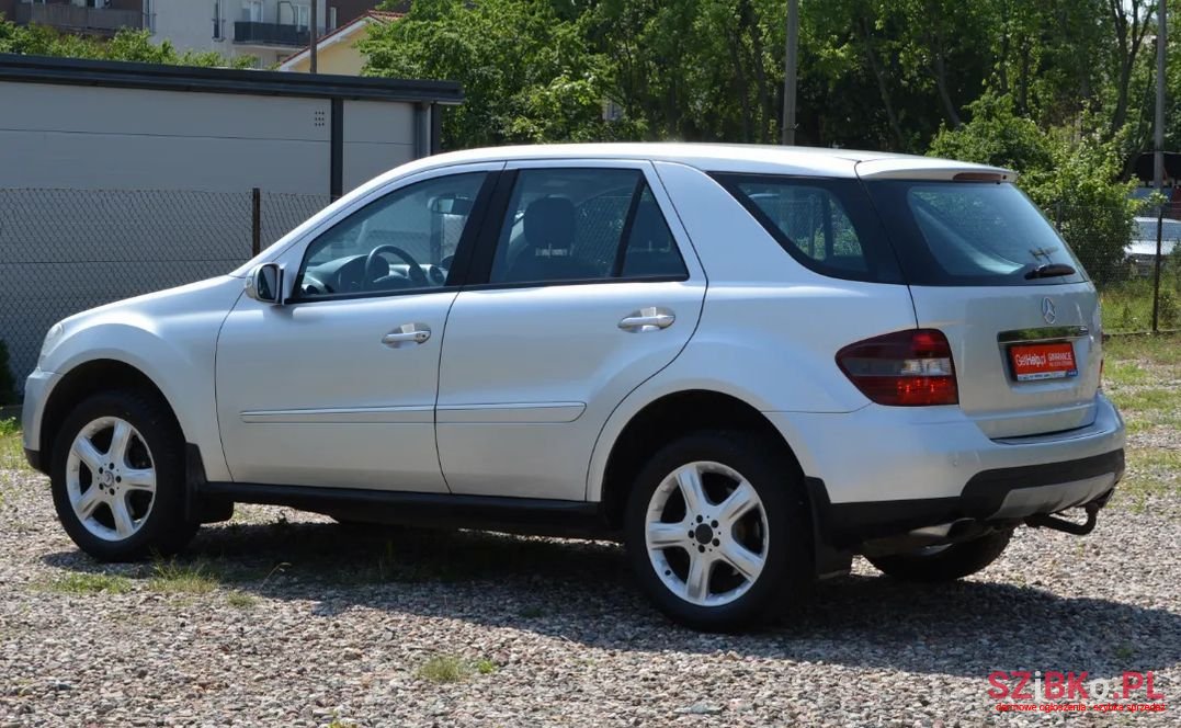 2008' Mercedes-Benz Ml photo #5
