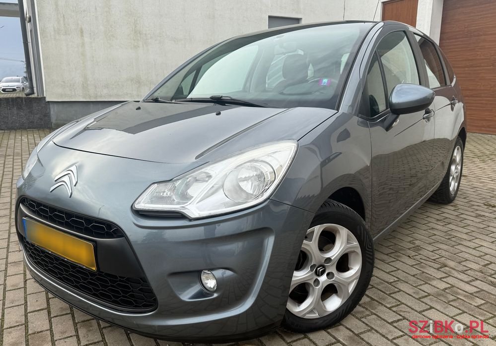 2011' Citroen C3 1.6 Vti Exclusive photo #2