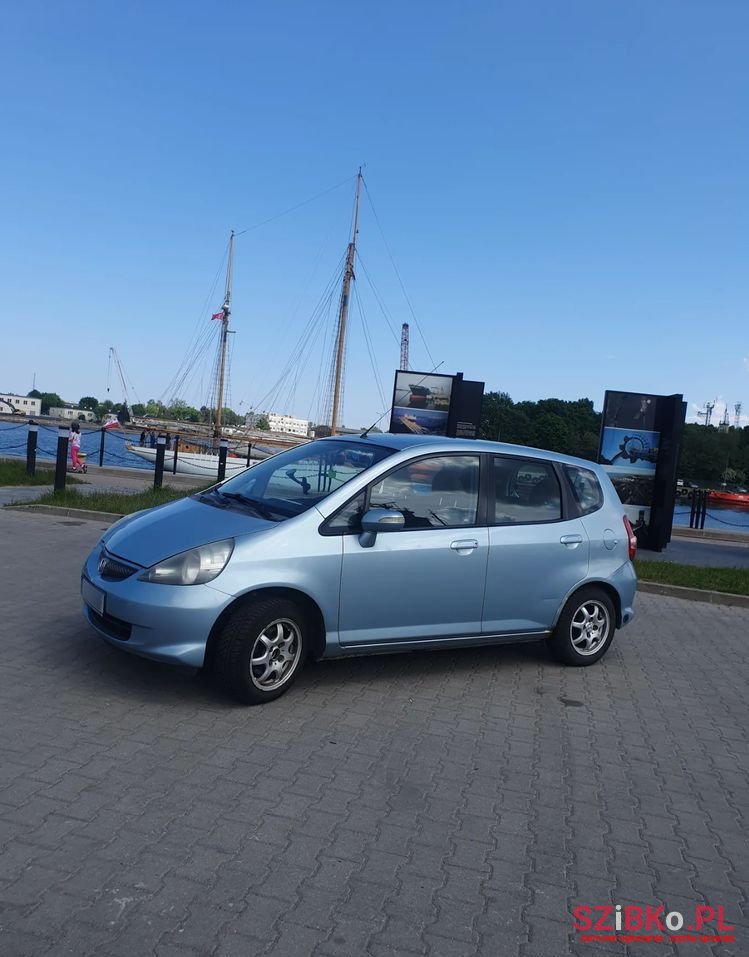 2005' Honda Jazz photo #3