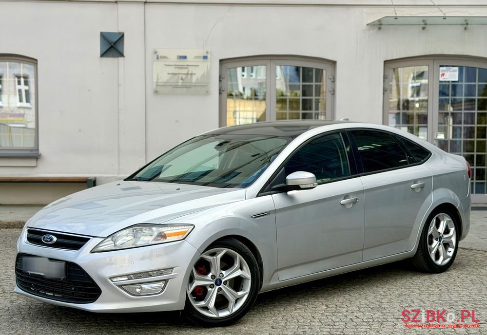 2011' Ford Mondeo 1.6 Tdci Titanium photo #2