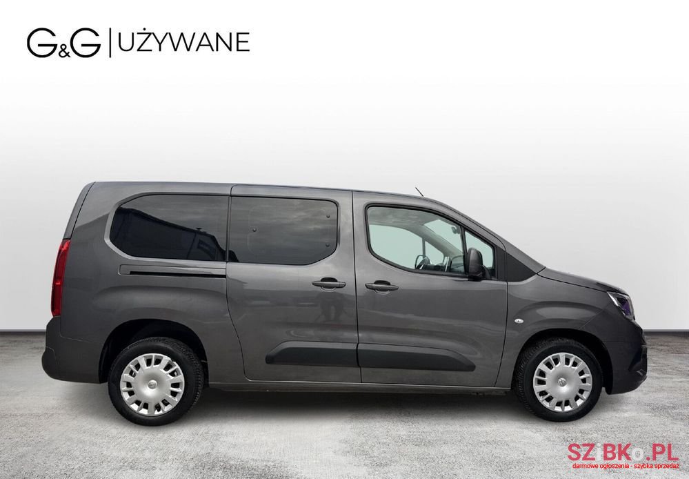 2020' Opel Combo photo #6