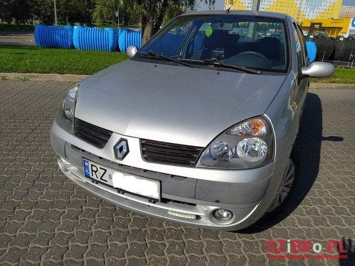 2005' Renault Thalia photo #2