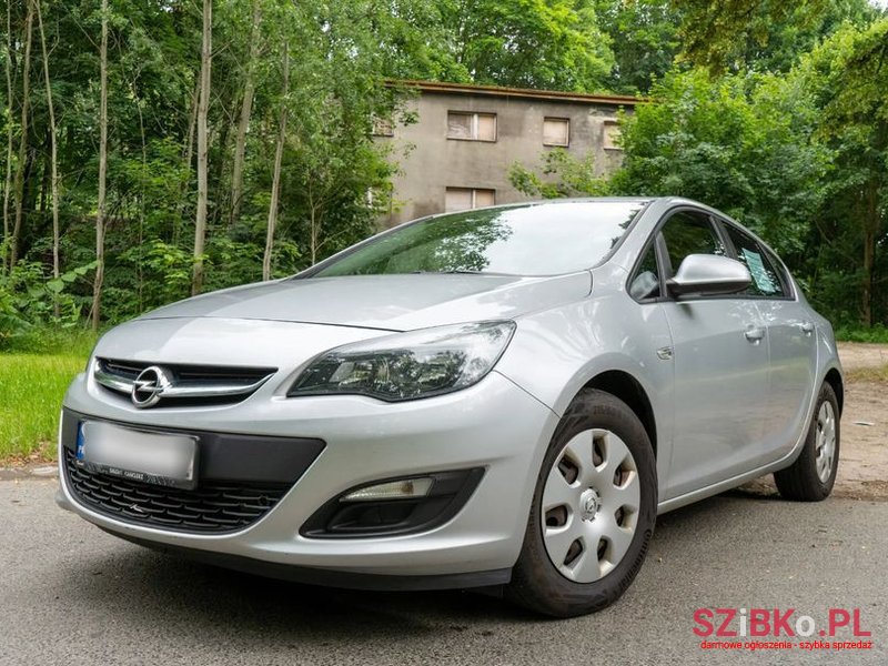 2013' Opel Astra Iv 1.7 Cdti Enjoy photo #2