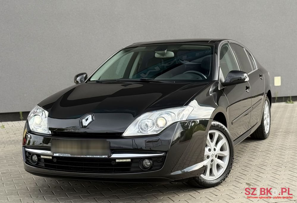 2008' Renault Laguna 2.0T Initiale photo #4