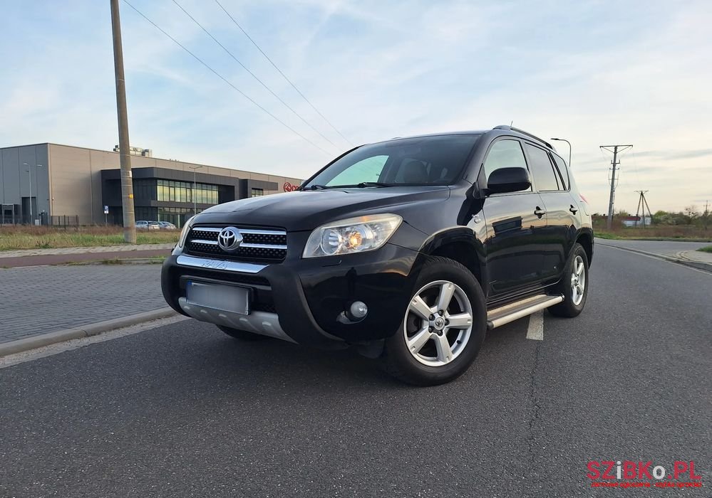 2008' Toyota RAV4 photo #1