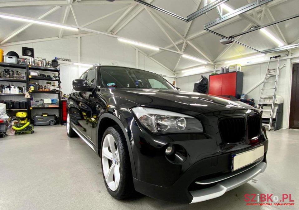 2011' BMW X1 photo #1