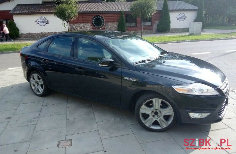 2011' Ford Mondeo photo #1