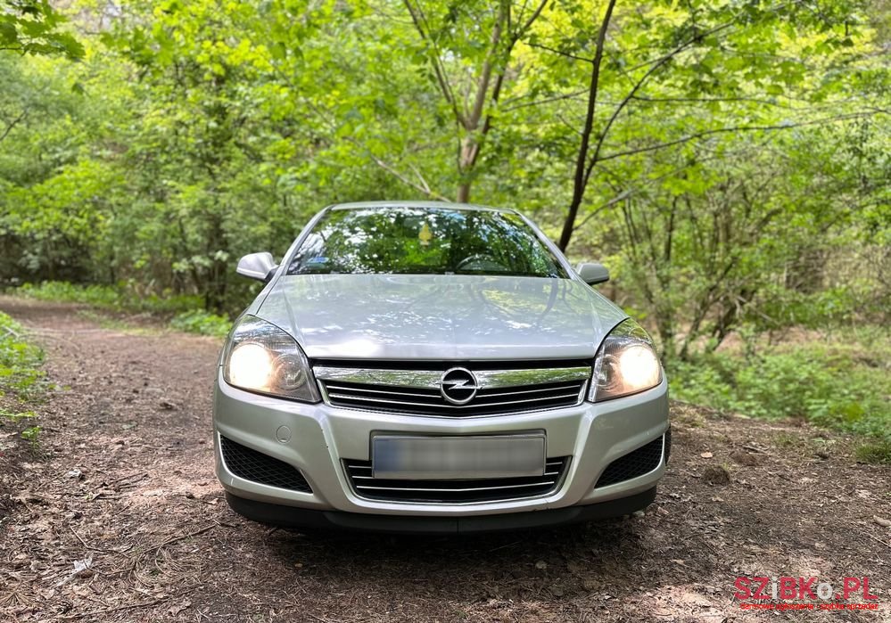 2010' Opel Astra Iii 1.4 photo #3