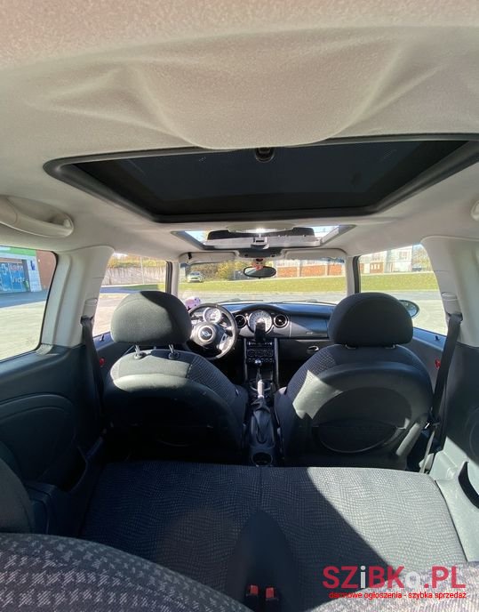 2004' MINI Cooper photo #2