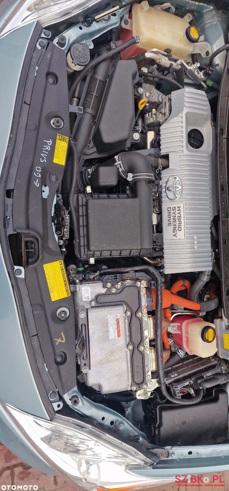 2012' Toyota Prius photo #6